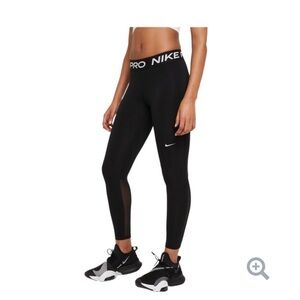 Nike Pro Women's Black Leggings